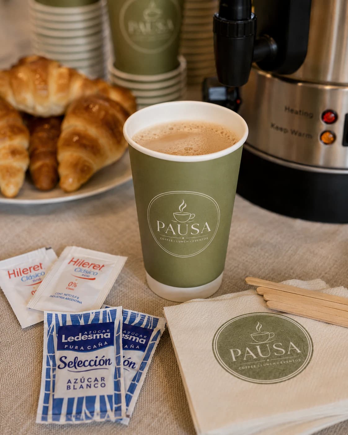 Coffee breaks & desayunos presentado por PAUSA